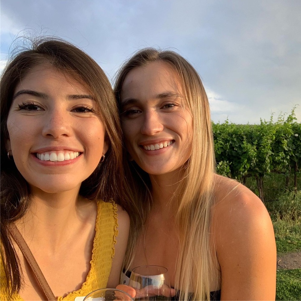 Meet your Posher, Ximena